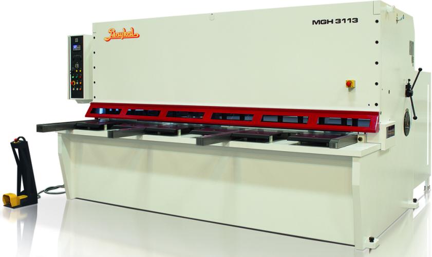 Гидравлическая гильотина c ЧПУ Baykal MGH 3100×16