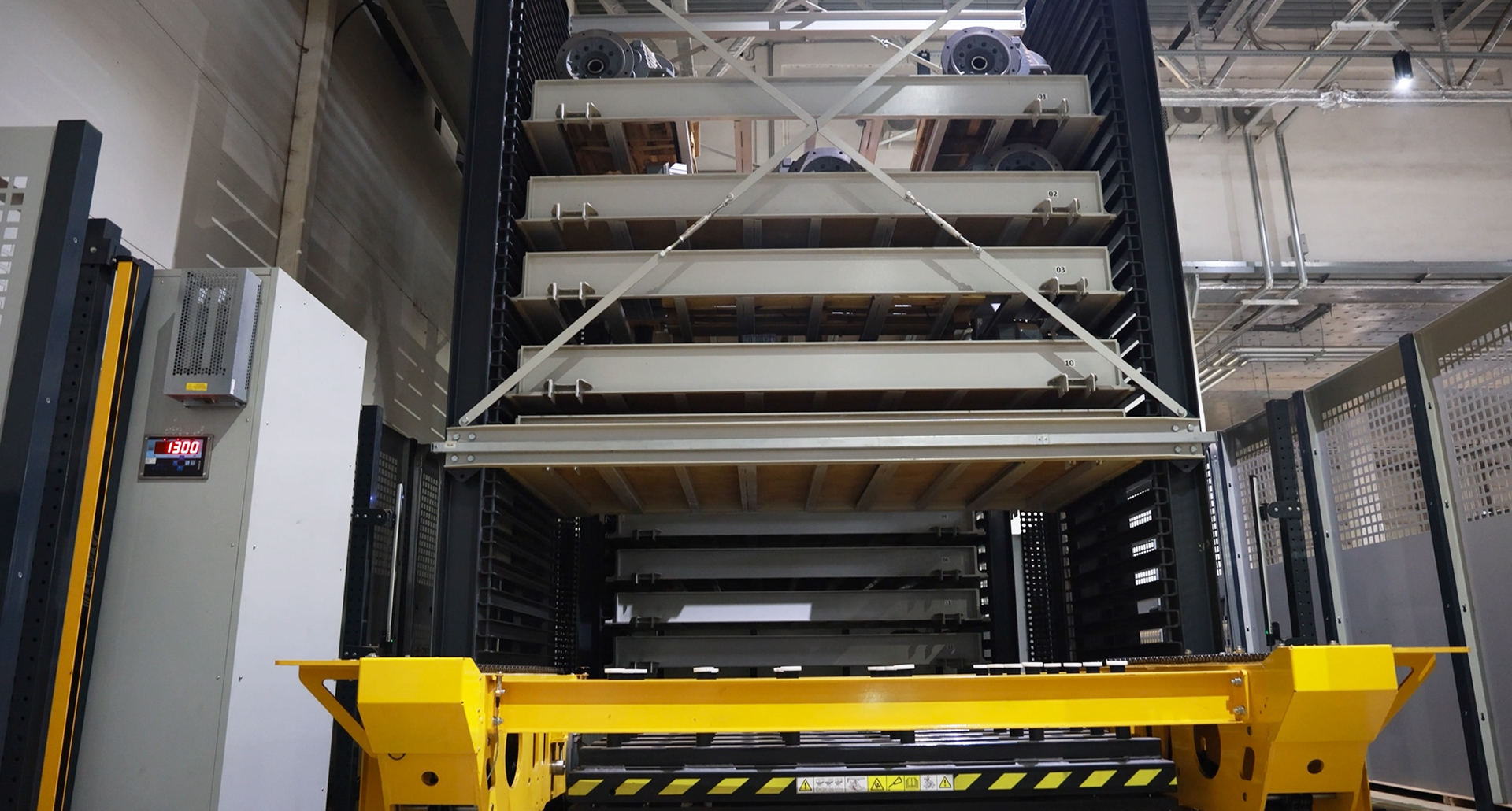 Heavy Lift — масштабированная конструкция классического лифтового склада