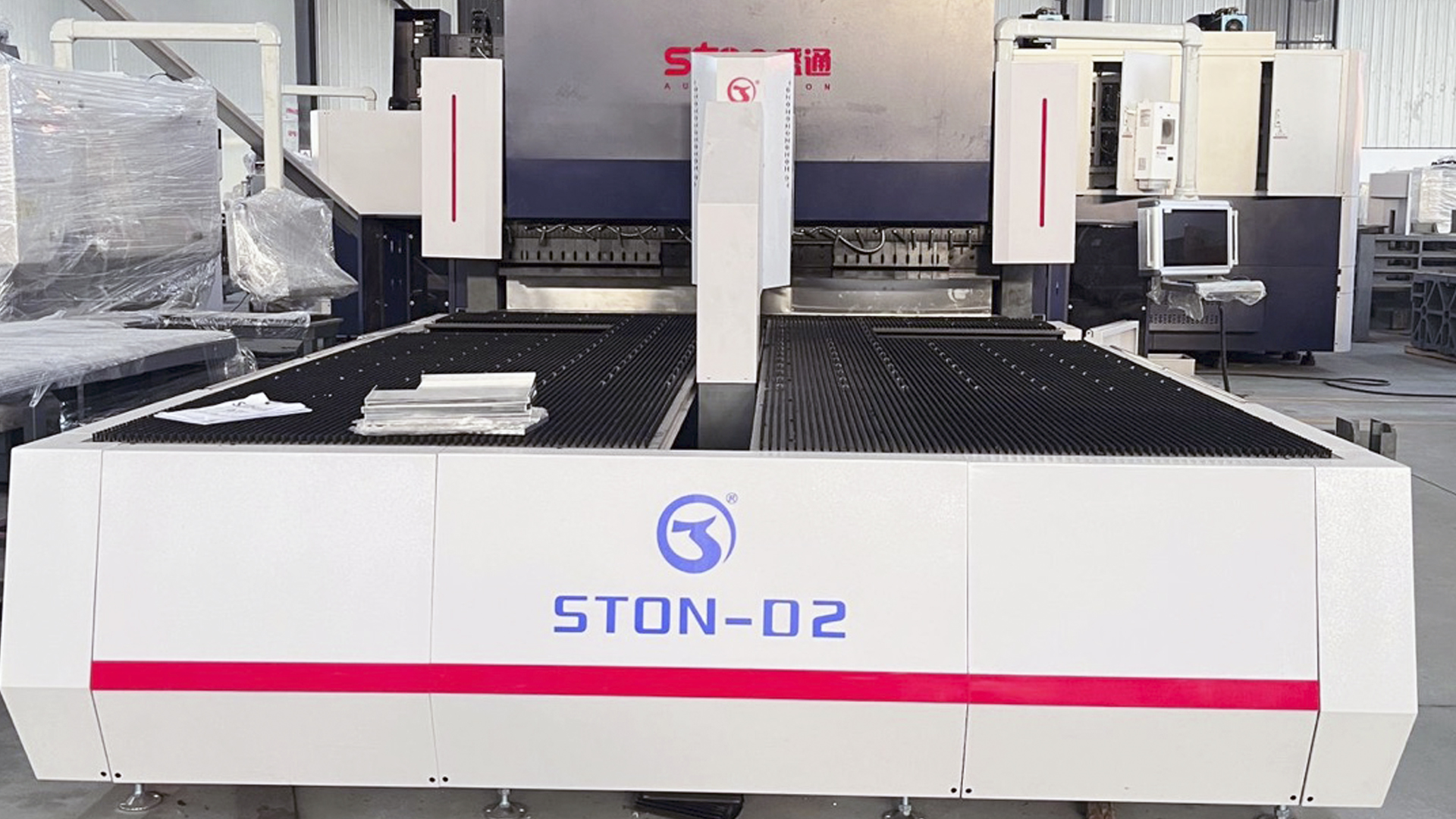 Автоматический панелегиб STON